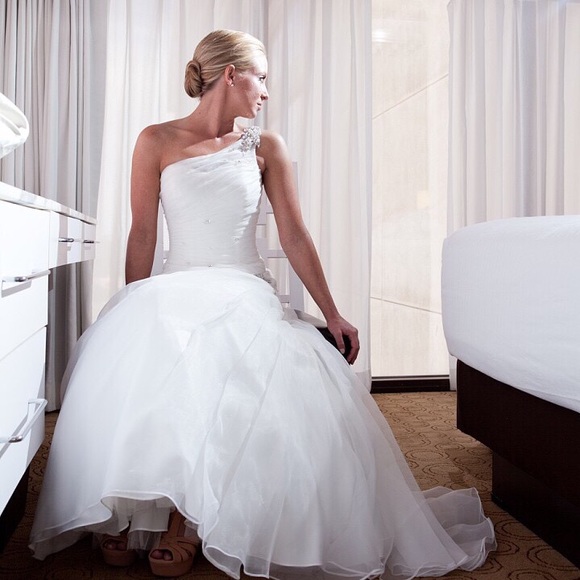 Meet the Posher - Picture 2 of 2